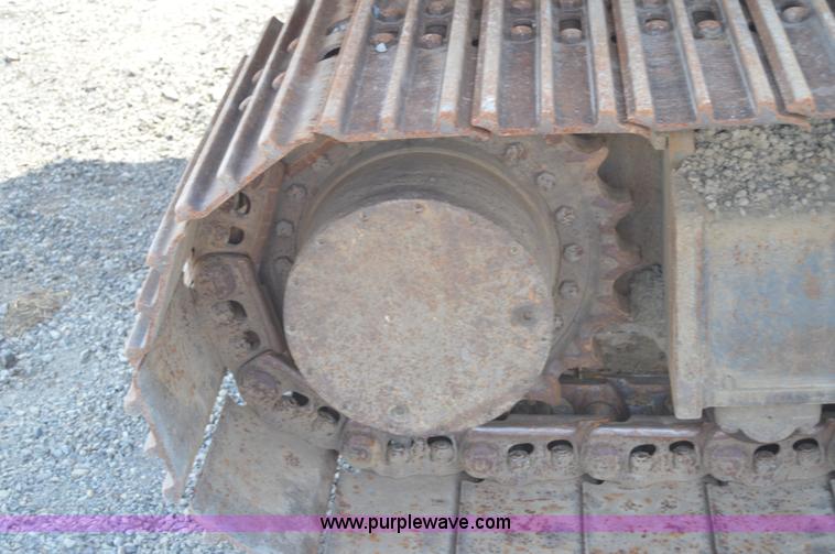image for item F8340 2003 Kobelco SK210LC excavator
