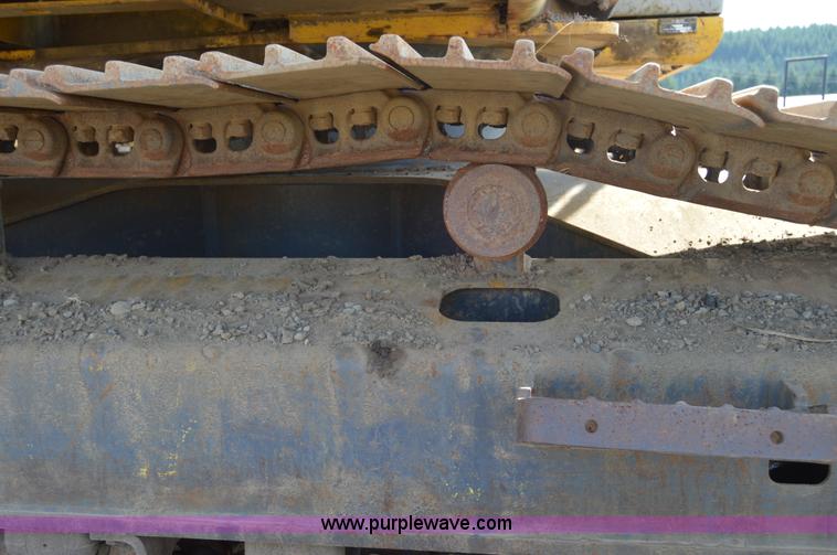 image for item F8340 2003 Kobelco SK210LC excavator