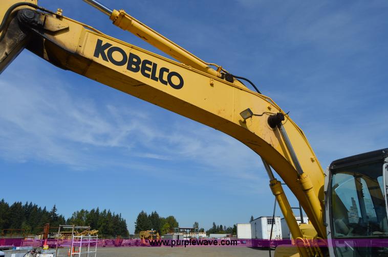 image for item F8340 2003 Kobelco SK210LC excavator