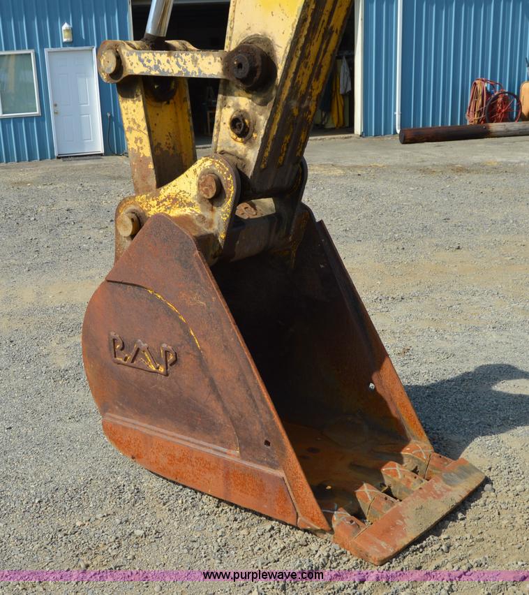 image for item F8340 2003 Kobelco SK210LC excavator