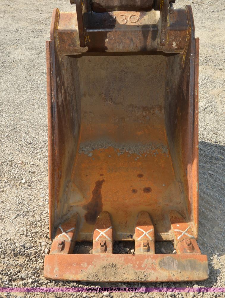 image for item F8340 2003 Kobelco SK210LC excavator