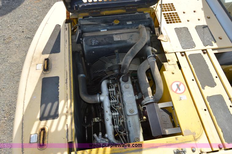 image for item F8340 2003 Kobelco SK210LC excavator