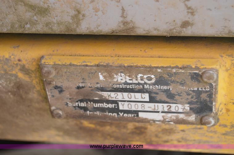 image for item F8340 2003 Kobelco SK210LC excavator