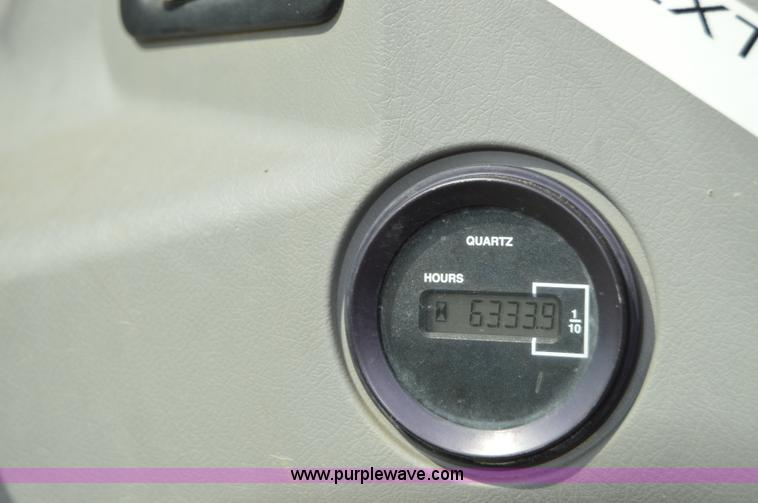 image for item F8340 2003 Kobelco SK210LC excavator