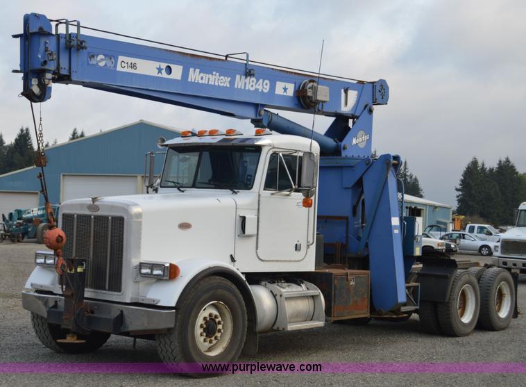 image for item F8344 1997 Peterbilt 357 truck with Manitex crane