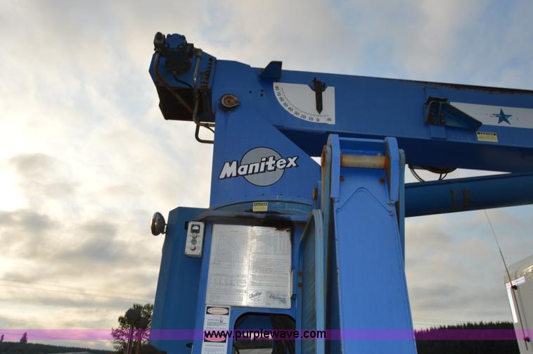 image for item F8344 1997 Peterbilt 357 truck with Manitex crane