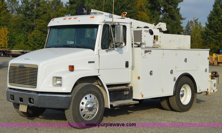 image for item F8345 2000 Freightliner FL70 service truck