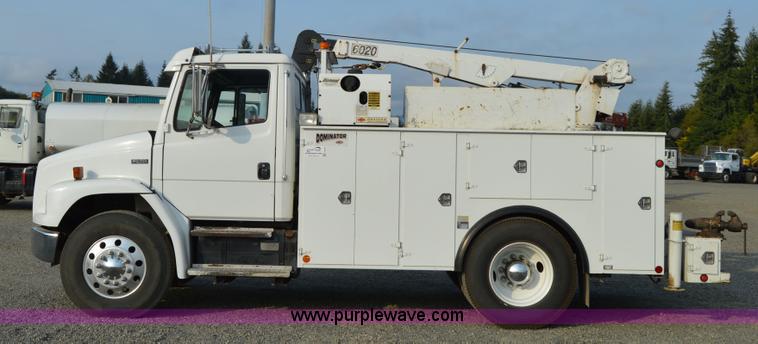 image for item F8345 2000 Freightliner FL70 service truck