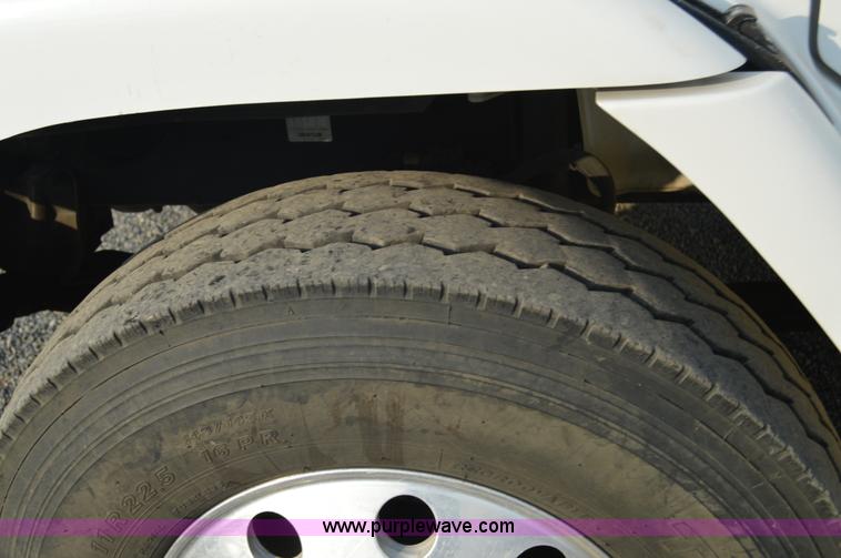 image for item F8345 2000 Freightliner FL70 service truck