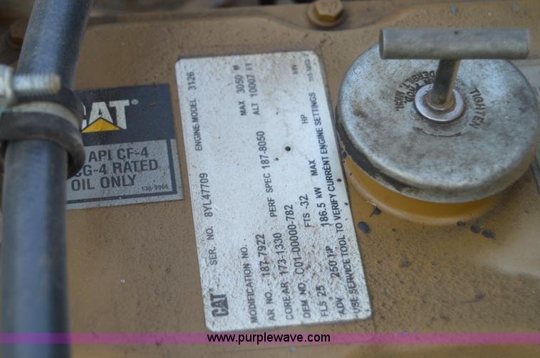 image for item F8345 2000 Freightliner FL70 service truck