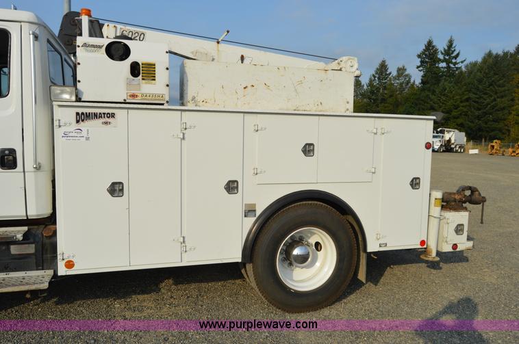 image for item F8345 2000 Freightliner FL70 service truck