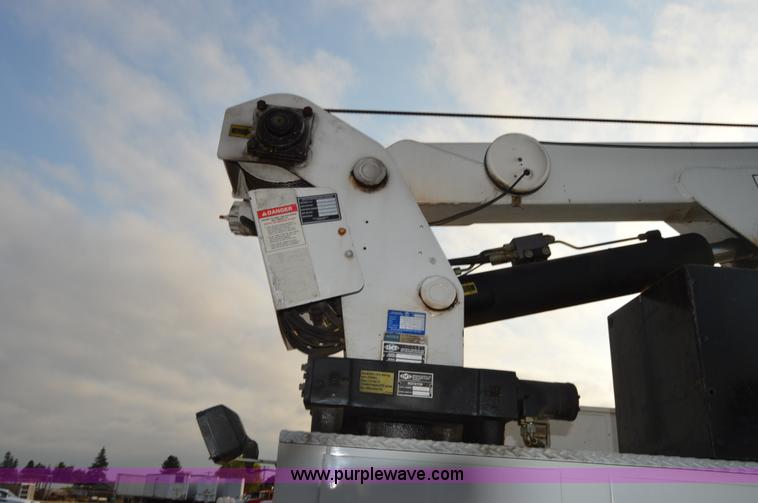 image for item F8345 2000 Freightliner FL70 service truck