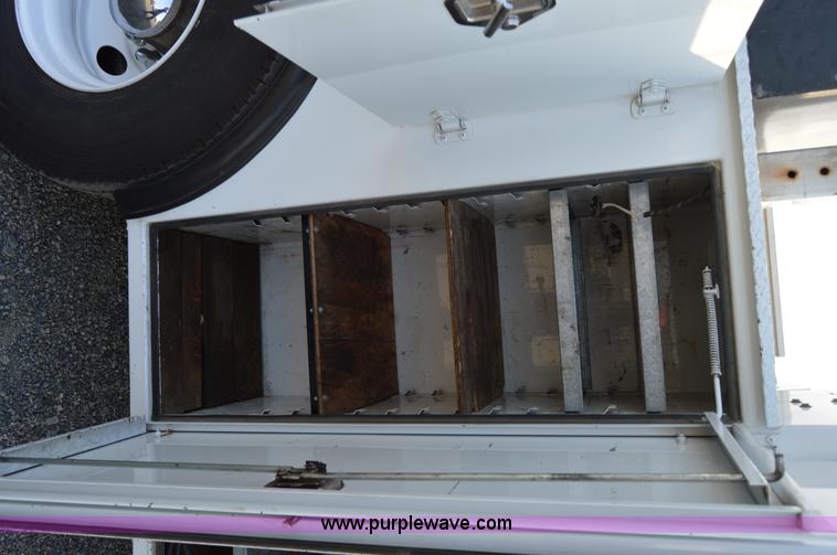 image for item F8345 2000 Freightliner FL70 service truck