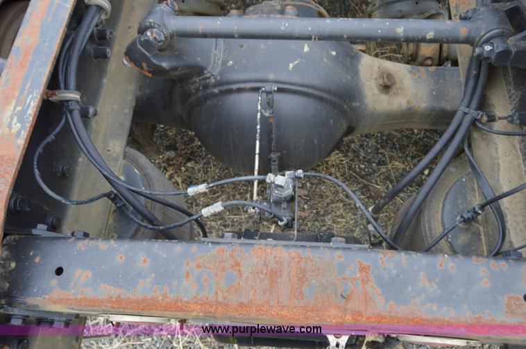 image for item F8347 1995 Freightliner FLD112 semi truck