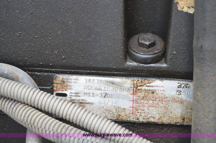 image for item F8347 1995 Freightliner FLD112 semi truck