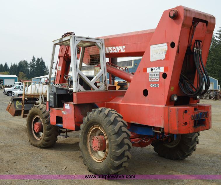 image for item F8352 1987 Manitoe R1134-4TC telehandler