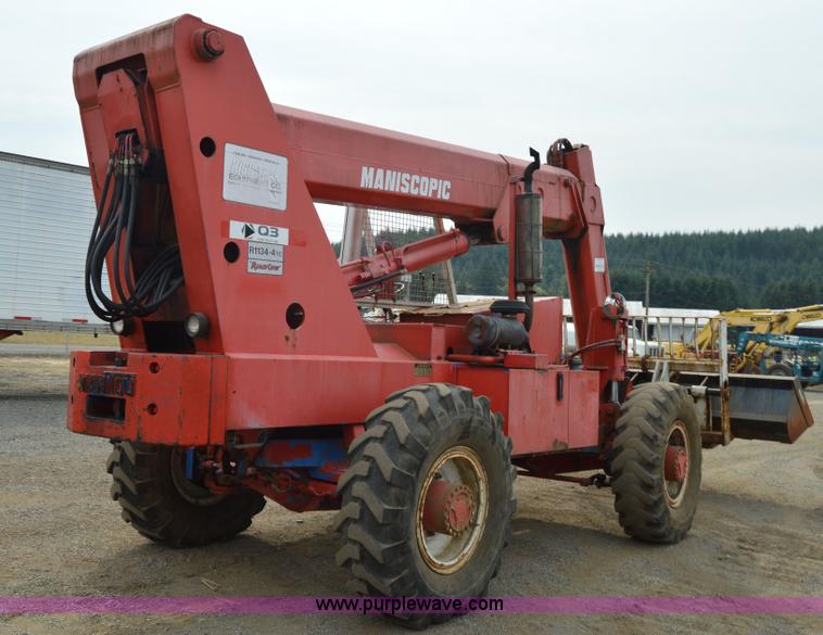 image for item F8352 1987 Manitoe R1134-4TC telehandler