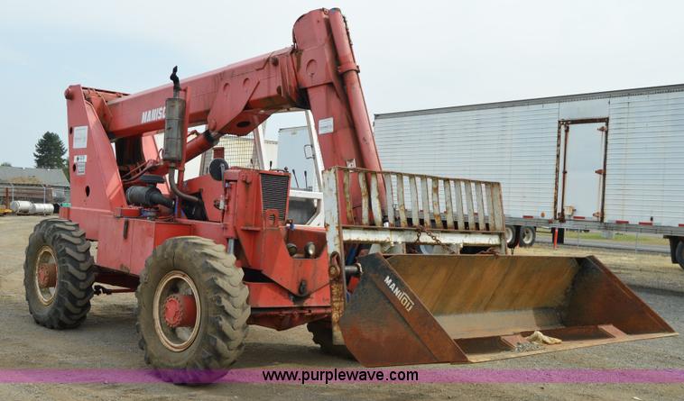 image for item F8352 1987 Manitoe R1134-4TC telehandler