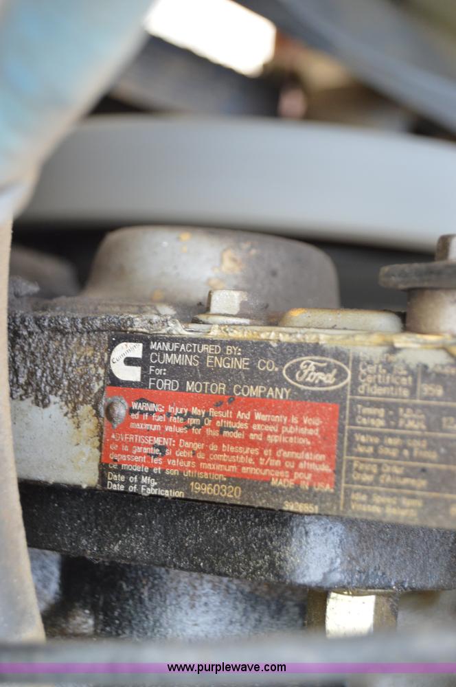 image for item F8354 1997 Ford F800 dump truck