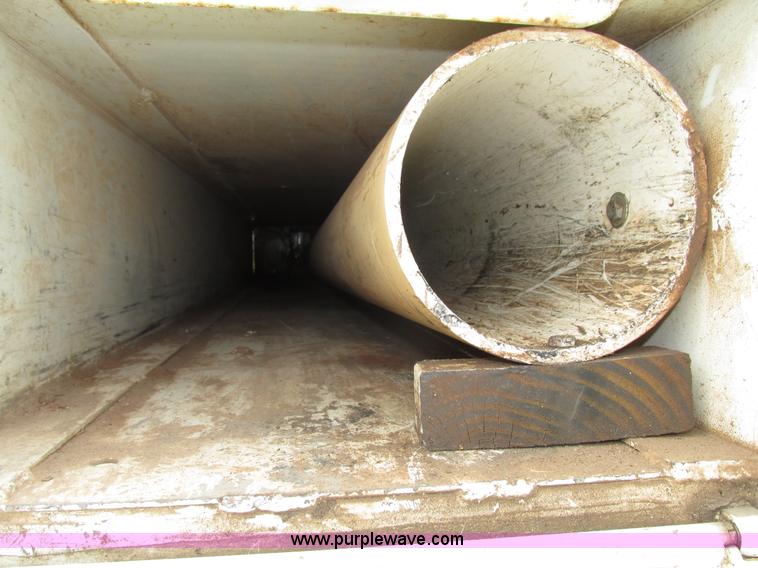 image for item G9935 2006 ALTEC L42M Boom lift on Reading Truck Body