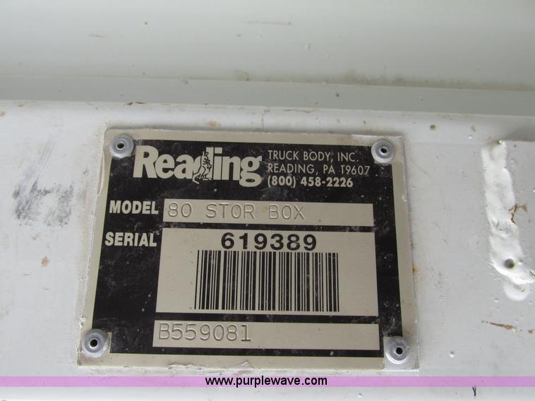 image for item G9935 2006 ALTEC L42M Boom lift on Reading Truck Body