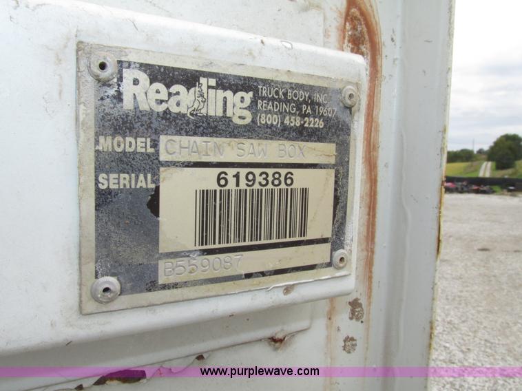 image for item G9935 2006 ALTEC L42M Boom lift on Reading Truck Body