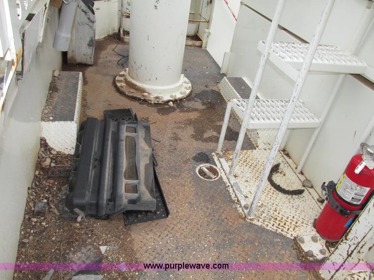 image for item G9935 2006 ALTEC L42M Boom lift on Reading Truck Body