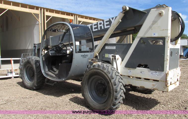 image for item G9939 2005 Terex TH644C Hi-Profile telehandler