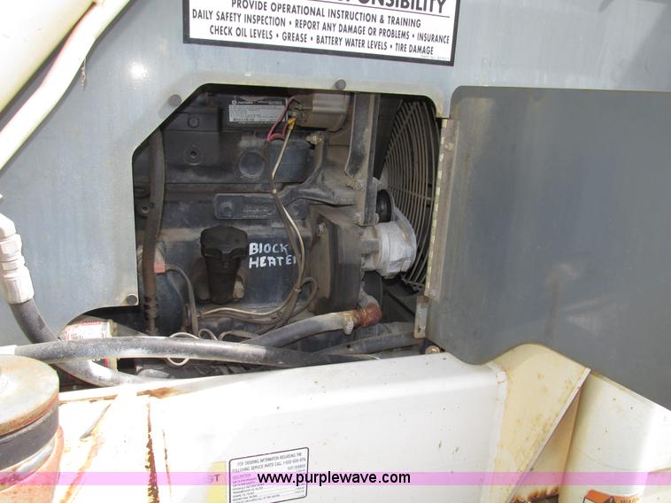 image for item G9939 2005 Terex TH644C Hi-Profile telehandler