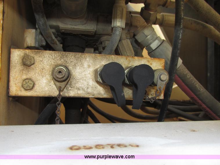 image for item G9939 2005 Terex TH644C Hi-Profile telehandler