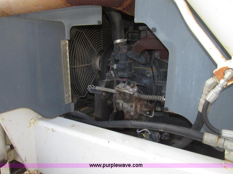 image for item G9939 2005 Terex TH644C Hi-Profile telehandler