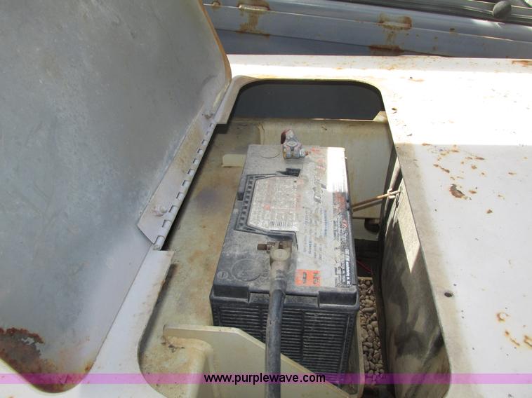 image for item G9939 2005 Terex TH644C Hi-Profile telehandler