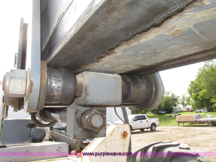 image for item G9939 2005 Terex TH644C Hi-Profile telehandler