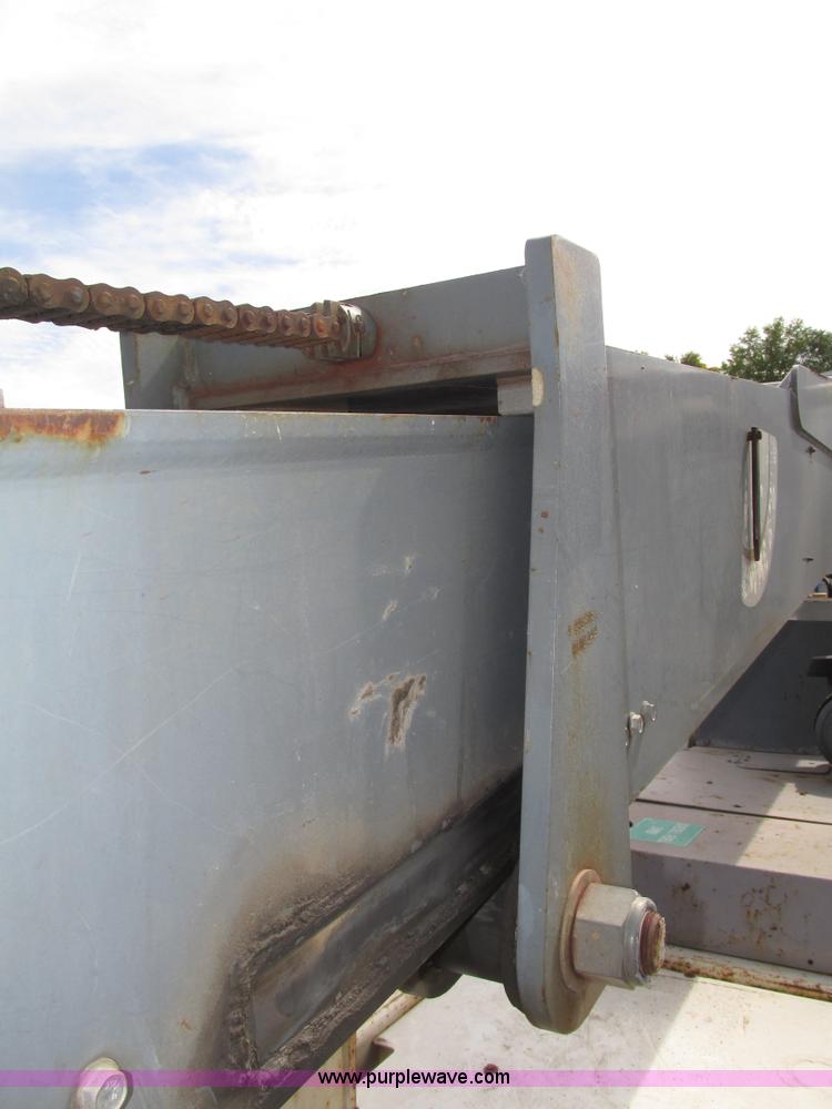 image for item G9939 2005 Terex TH644C Hi-Profile telehandler