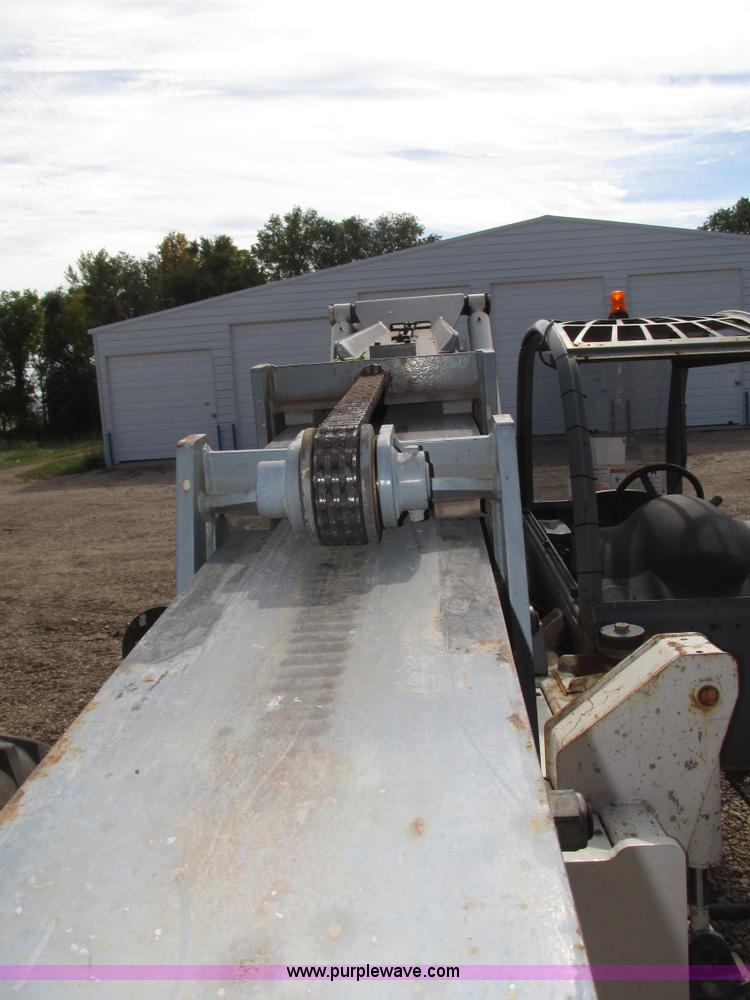 image for item G9939 2005 Terex TH644C Hi-Profile telehandler