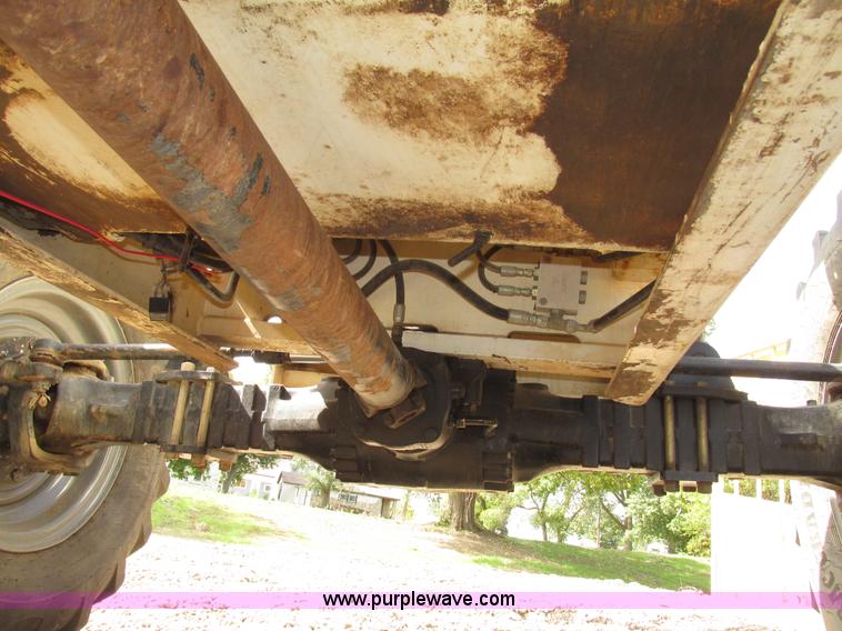 image for item G9939 2005 Terex TH644C Hi-Profile telehandler