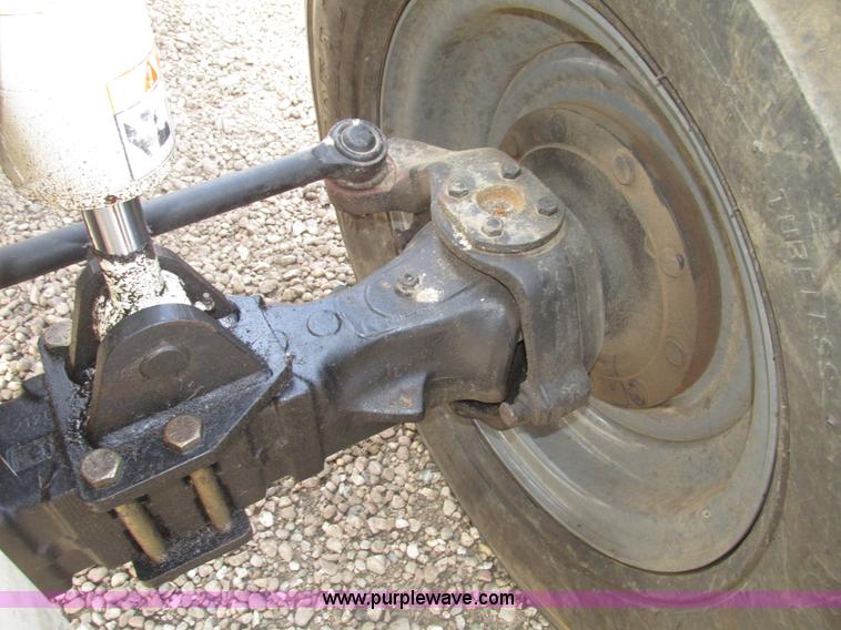 image for item G9939 2005 Terex TH644C Hi-Profile telehandler