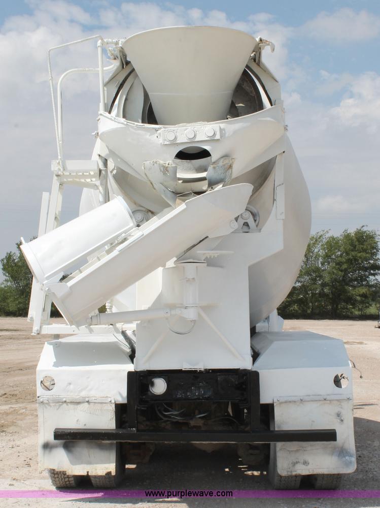 image for item H1697 1997 Mack DM690S mixer truck