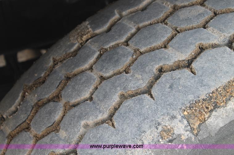 image for item H1697 1997 Mack DM690S mixer truck