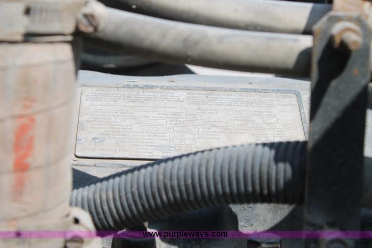 image for item H1697 1997 Mack DM690S mixer truck