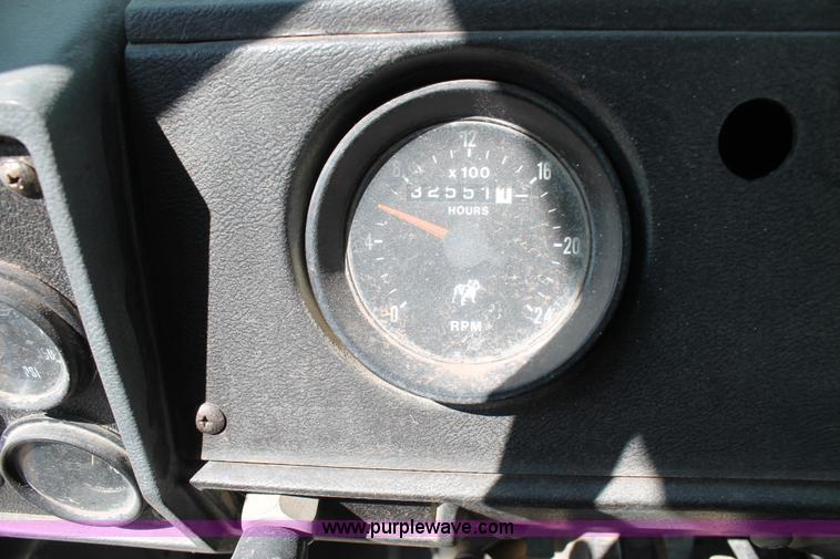 image for item H1697 1997 Mack DM690S mixer truck