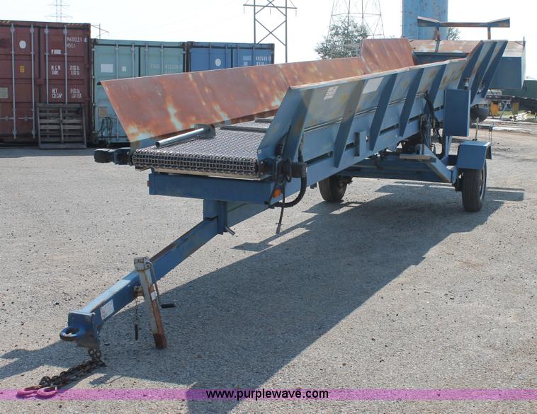image for item H1698 30' x 36" steel mesh mobile conveyor