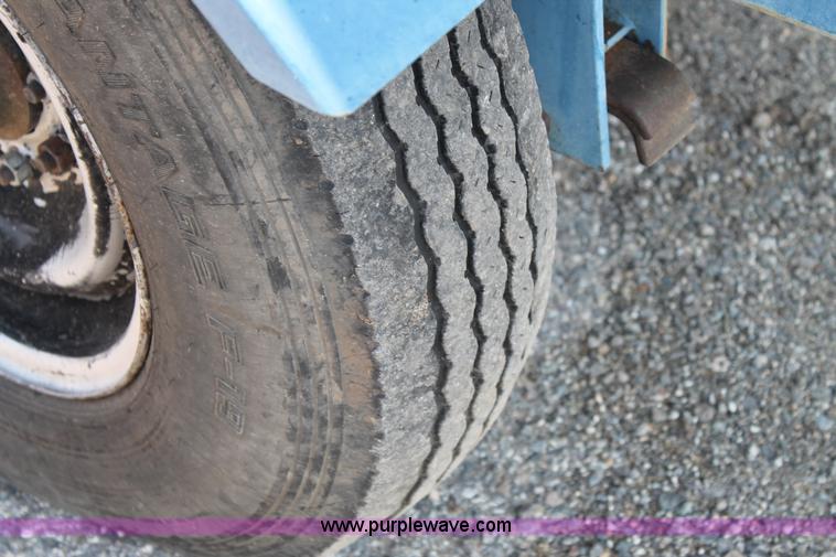 image for item H1698 30' x 36" steel mesh mobile conveyor