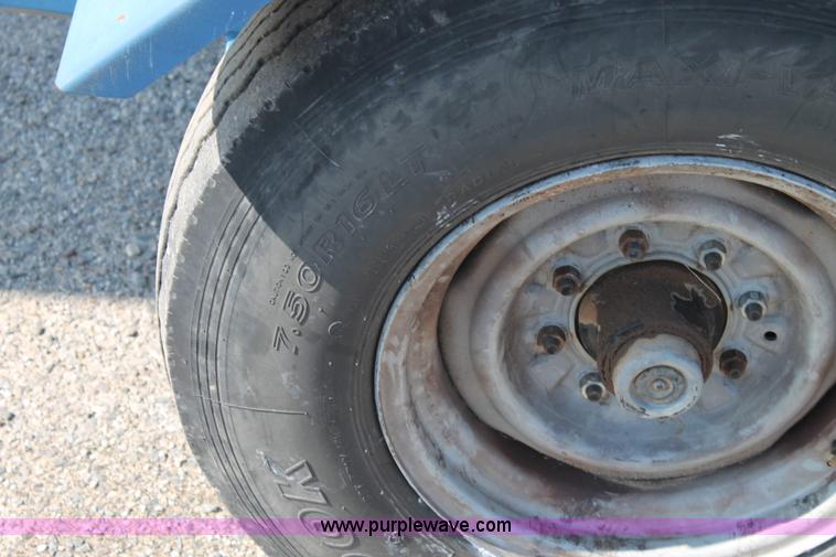 image for item H1698 30' x 36" steel mesh mobile conveyor