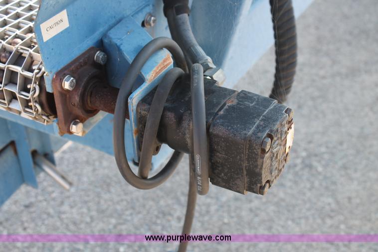 image for item H1698 30' x 36" steel mesh mobile conveyor