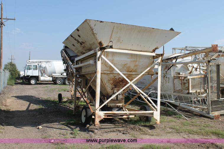 image for item H1699 Stephens Manufacturing mobile batch plant