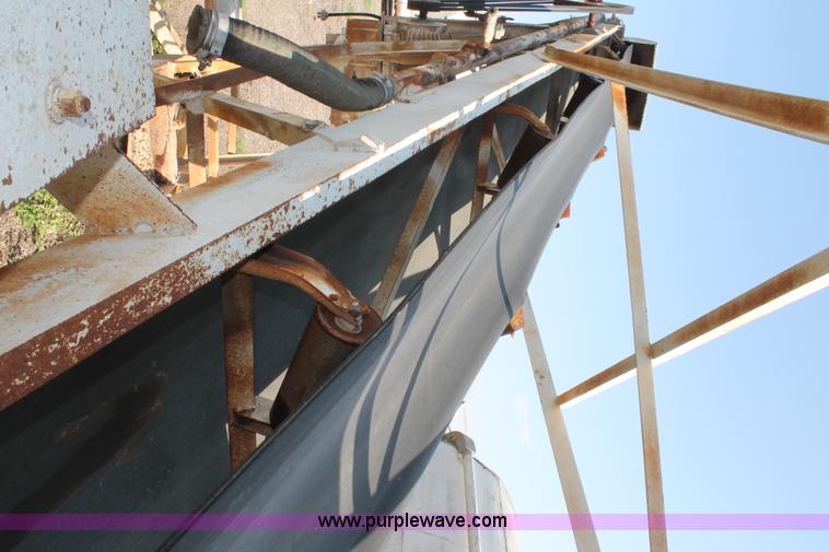 image for item H1699 Stephens Manufacturing mobile batch plant