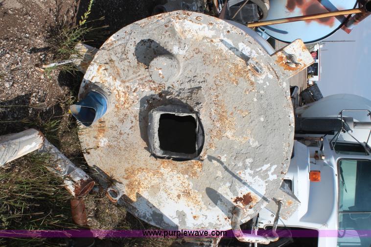 image for item H1699 Stephens Manufacturing mobile batch plant