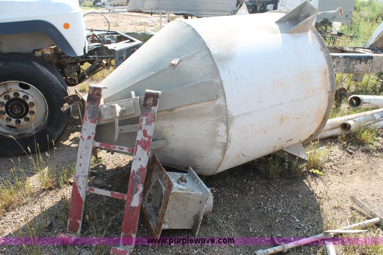 image for item H1699 Stephens Manufacturing mobile batch plant