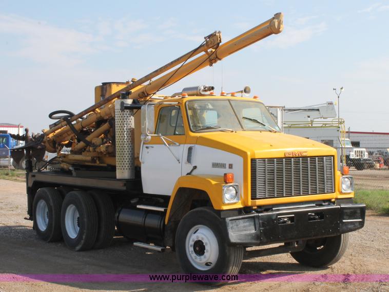 image for item H1700 1988 GMC Brigadier digger derrick truck